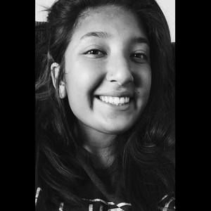 Meet your Posher, Desiree